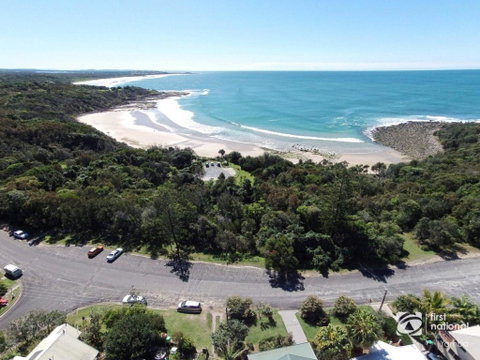 Angourie Blue 1 - Great Ocean Views - Surfing Beaches - Accommodation Fremantle 1