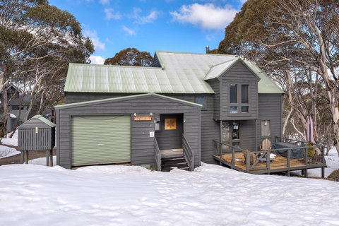 Aosta - Accommodation Fremantle 0