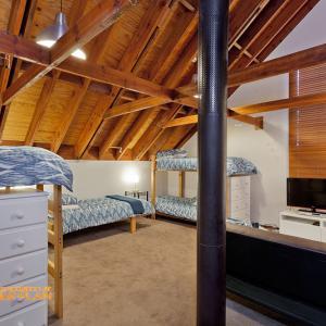 Aosta - Accommodation Fremantle 2