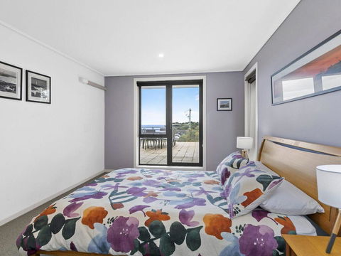 APARTMENT 10 PACIFIC APARTMENTS - FREE WIFI! - Accommodation Fremantle 3