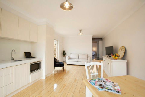 Apartment 35 - Accommodation Fremantle 2