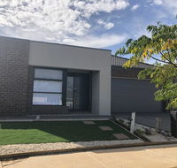Apple House Tarneit North - Accommodation Fremantle