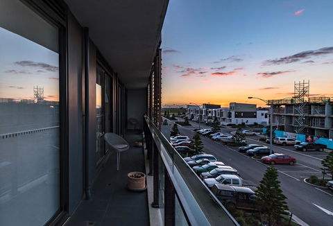 Apt 221 Marinaquays - Accommodation Fremantle 1