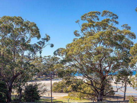 Aqua View (By Jervis Bay Rentals) - Accommodation Fremantle 0