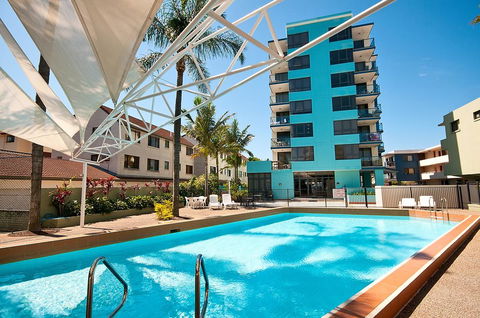 Aqualine Apartments On The Broadwater - Accommodation Fremantle 0