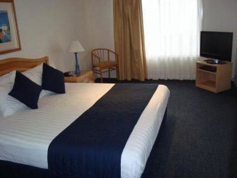 Aqualuna Beach Resort - Accommodation Fremantle 1