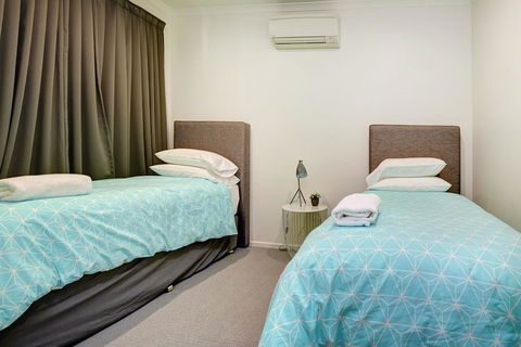Aqualuna Beach Resort - Unit 25 - Accommodation Fremantle 2