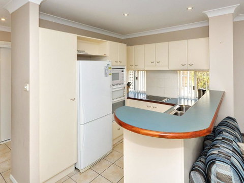 Aquarius Townhouse - Accommodation Fremantle 3