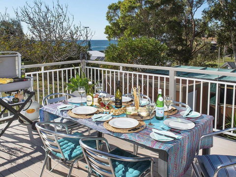 Araluen On Holden - Great Deck With Ocean Views - Accommodation Fremantle 0