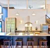 Architecturally designed beach house - Accommodation Fremantle