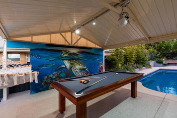 Luxury 5br Villa With Pool with Accommodation Fremantle