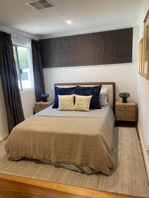 Luxury Executive Home With Pool - Accommodation Fremantle 2