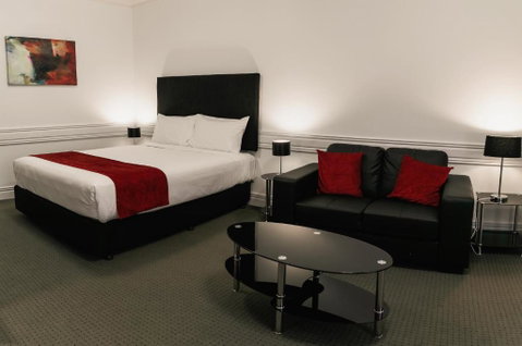 Melbourne Kew Central Apartments Official - Accommodation Fremantle 3