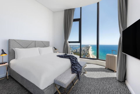 Meriton Suites Surfers Paradise - Accommodation Fremantle 0