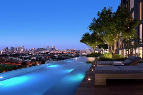 Modern 1-Bed & City Views, Steps From Racecourse - Accommodation Fremantle 0
