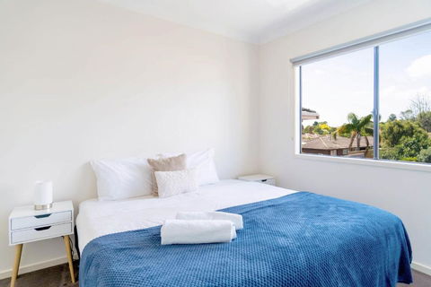 Modern Home In Central Oakleigh East - Accommodation Fremantle 1