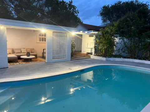 Modern Pool Oasis & Seaside Abode - Accommodation Fremantle 0