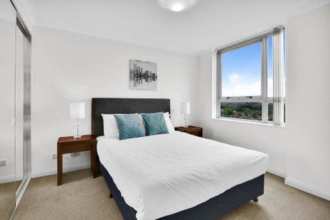 Modern Spacious Chatswood Apartment H1016 - Accommodation Fremantle 1