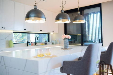 Modern Summer Palace In Epping - Accommodation Fremantle 1