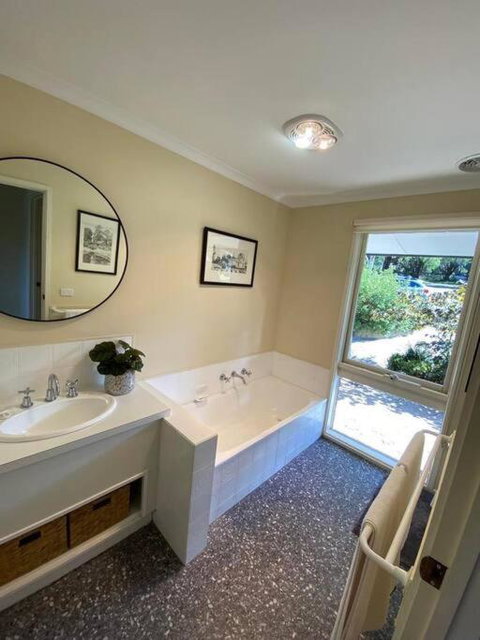 Mount Hope Estate Vineyard - Accommodation Fremantle 2