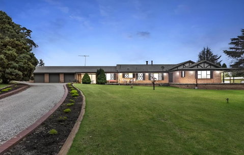 Mountain Culture Farm Stay - Pet Friendly - Accommodation Fremantle 0