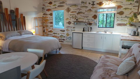 MrandMrs Fish Cabins - Accommodation Fremantle 0