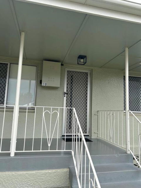Mt Isa - Emerald Gem 3 Bedroom Home QUIET AREA - Accommodation Fremantle 1
