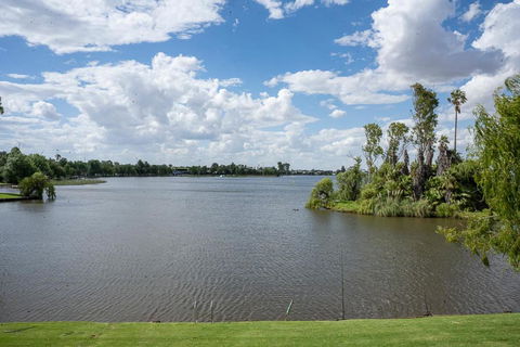 Mulwala Lakeside Apartment - Accommodation Fremantle 1