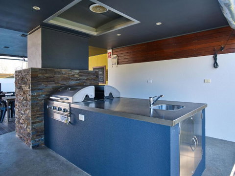 Myrtleford Motel On Alpine - Accommodation Fremantle 3