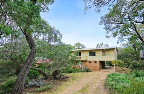 Nature Lovers Dream In Dawesville - Accommodation Fremantle 2