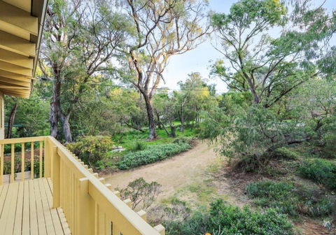 Nature Lovers Dream In Dawesville - Accommodation Fremantle 1