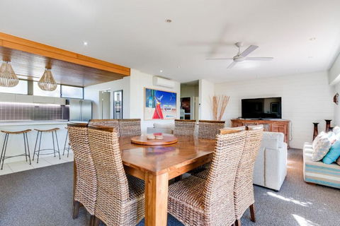 Nautilus Beachfront Villas & Spa - Accommodation Fremantle 2