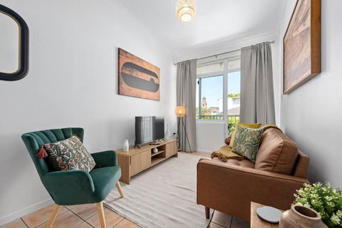 New Farm Nest- 2Bed 1Bath Balcony - Accommodation Fremantle 1
