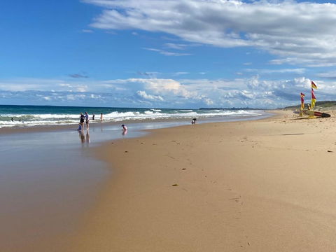 NEW Upmarket OCEAN 3Bed 2Bath Unit - 250m 2 BUDDINA BEACH! - Accommodation Fremantle 1