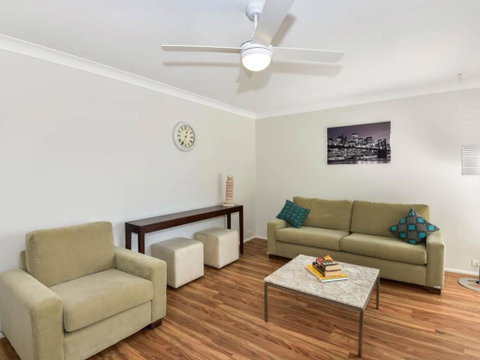 Noraville Summer House - Accommodation Fremantle 2