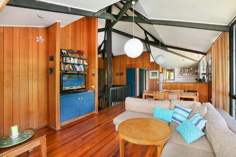 Ngungun St 14 Dicky Beach - Accommodation Fremantle 1