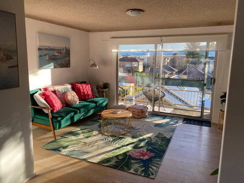 North Beach Getaway - Accommodation Fremantle 0