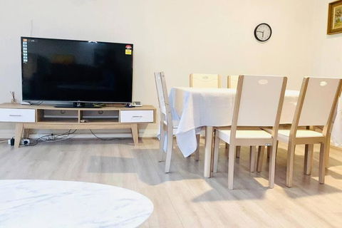 North Epping One Bedroom Short Drive To Uni - Accommodation Fremantle 3