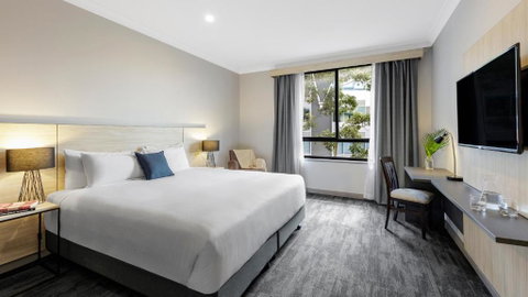 Oaks Sydney North Ryde Suites - Accommodation Fremantle 0