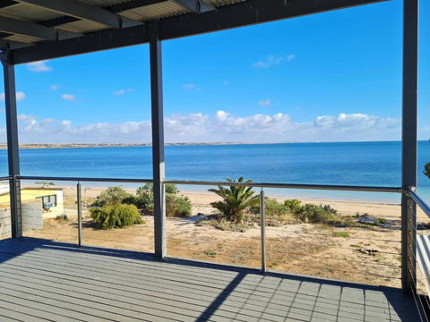 Number 99A - Accommodation Fremantle 1