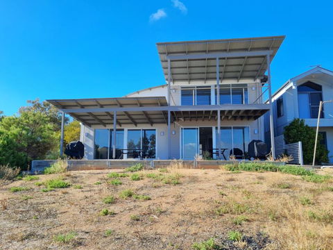 Number 99A - Accommodation Fremantle 0