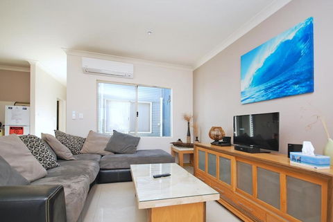 Ocean Breeze - Accommodation Fremantle 2