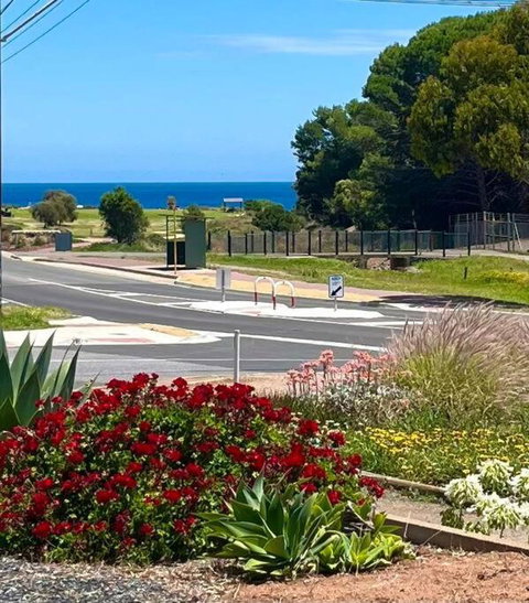 Ocean View Oasis - Accommodation Fremantle 3