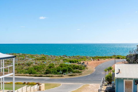 Ocean View Retreat - Best View In Town - Accommodation Fremantle 1