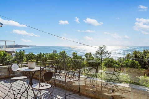 Ocean Views, Deck And Parking At Beach Apartment - Accommodation Fremantle 3