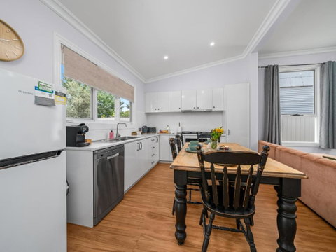 Palm Cottage - Accommodation Fremantle 2