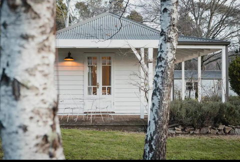 Peony Farm Pink Cottage - Accommodation Fremantle 0