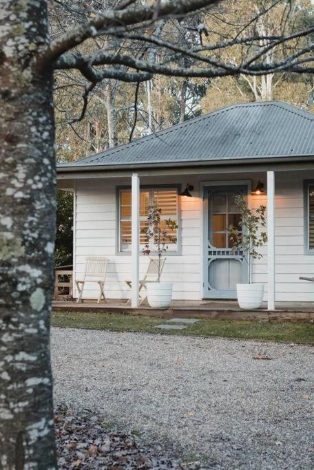 Peony Farm Green Cottage - Accommodation Fremantle 0