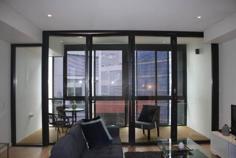 Perfect Large One Bedroom Plus Study - ALB09518 - Accommodation Fremantle 1