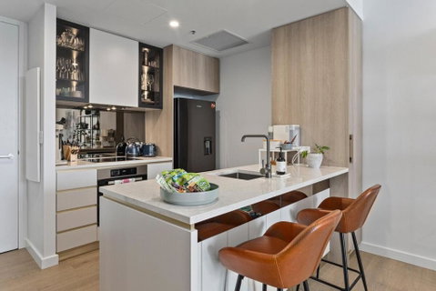 Perfect Location With 5 Star Amenities - Accommodation Fremantle 3